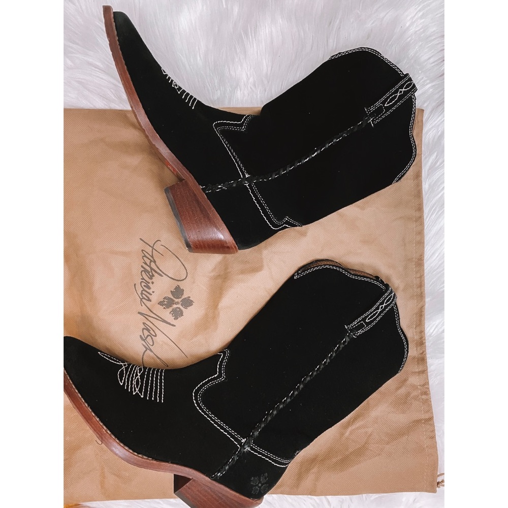 NWT Patricia Nash Cowboy Boots